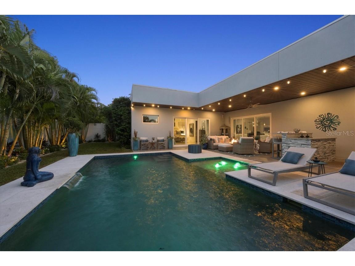 2711 Blossom Drive Sarasota FL 34239 A4669337 image38