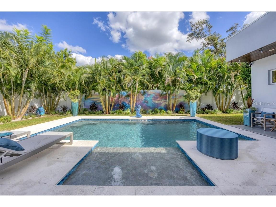 2711 Blossom Drive Sarasota FL 34239 A4669337 image39