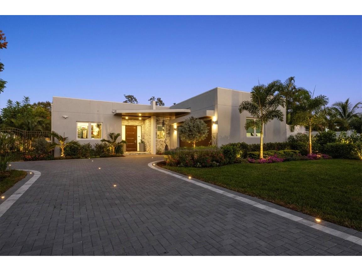 2711 Blossom Drive Sarasota FL 34239 A4669337 image48