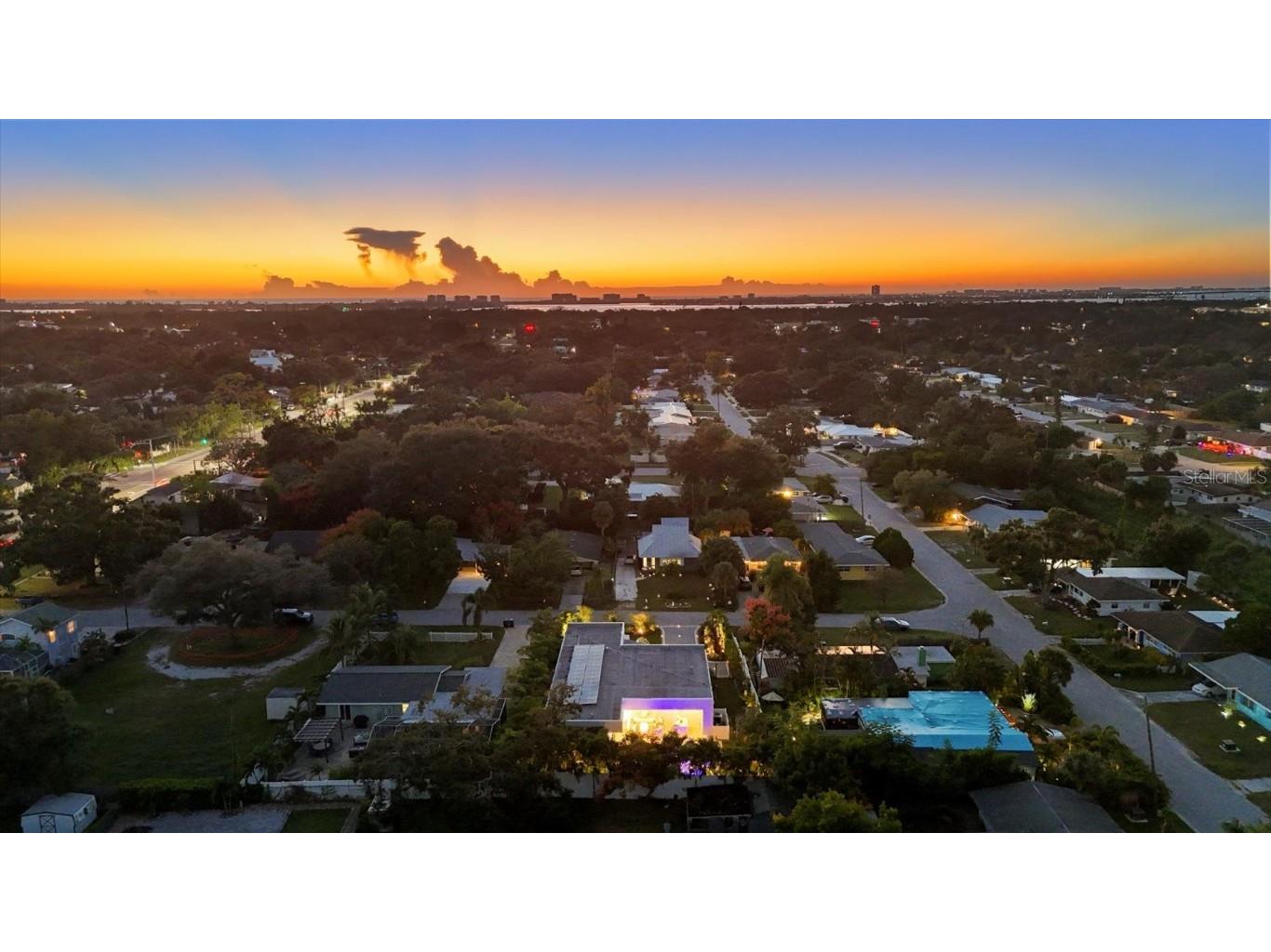 2711 Blossom Drive Sarasota FL 34239 A4669337 image52