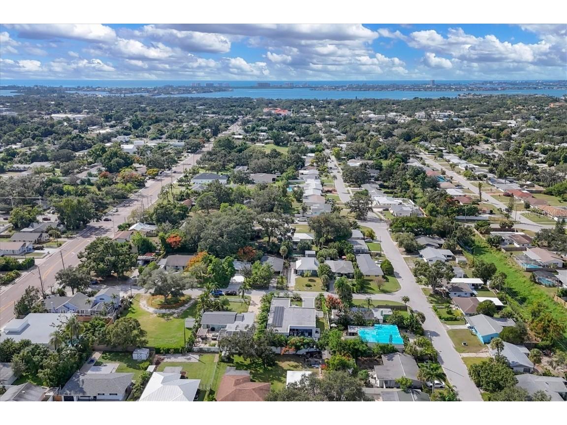 2711 Blossom Drive Sarasota FL 34239 A4669337 image55