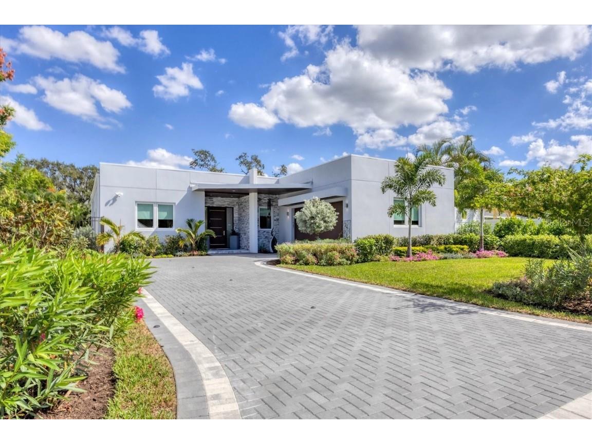 2711 Blossom Drive Sarasota FL 34239 A4669337 image78