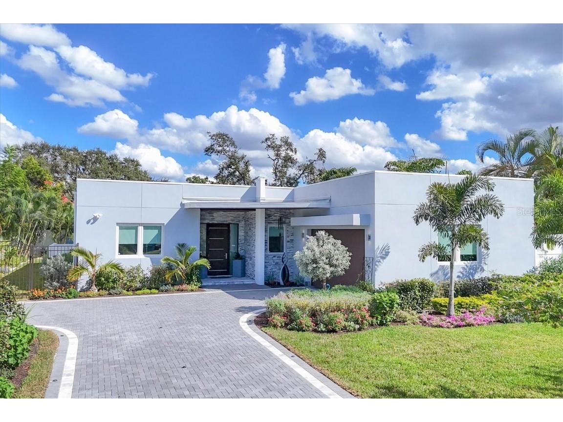 2711 Blossom Drive Sarasota FL 34239 A4669337 image79