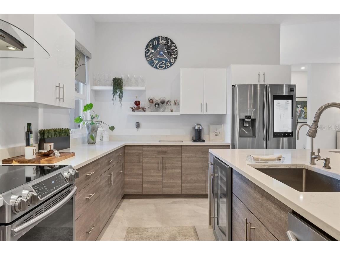 2711 Blossom Drive Sarasota FL 34239 A4669337 image9