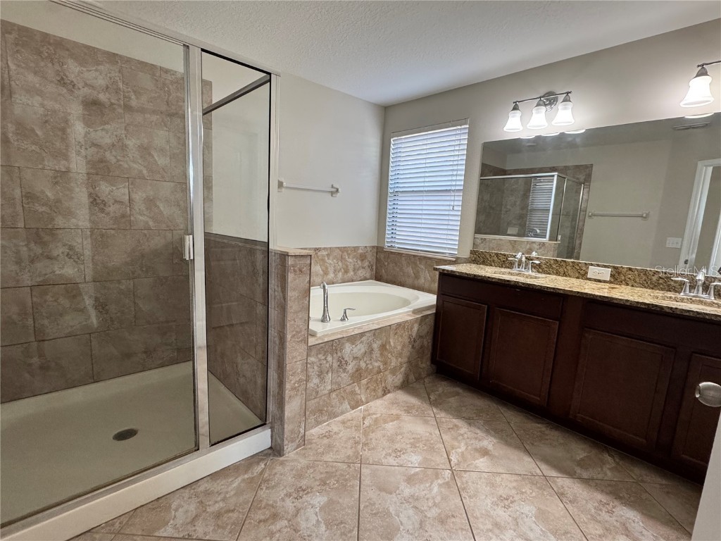 2711 Garden Falls Drive Brandon FL 33511 TB8432257 image21