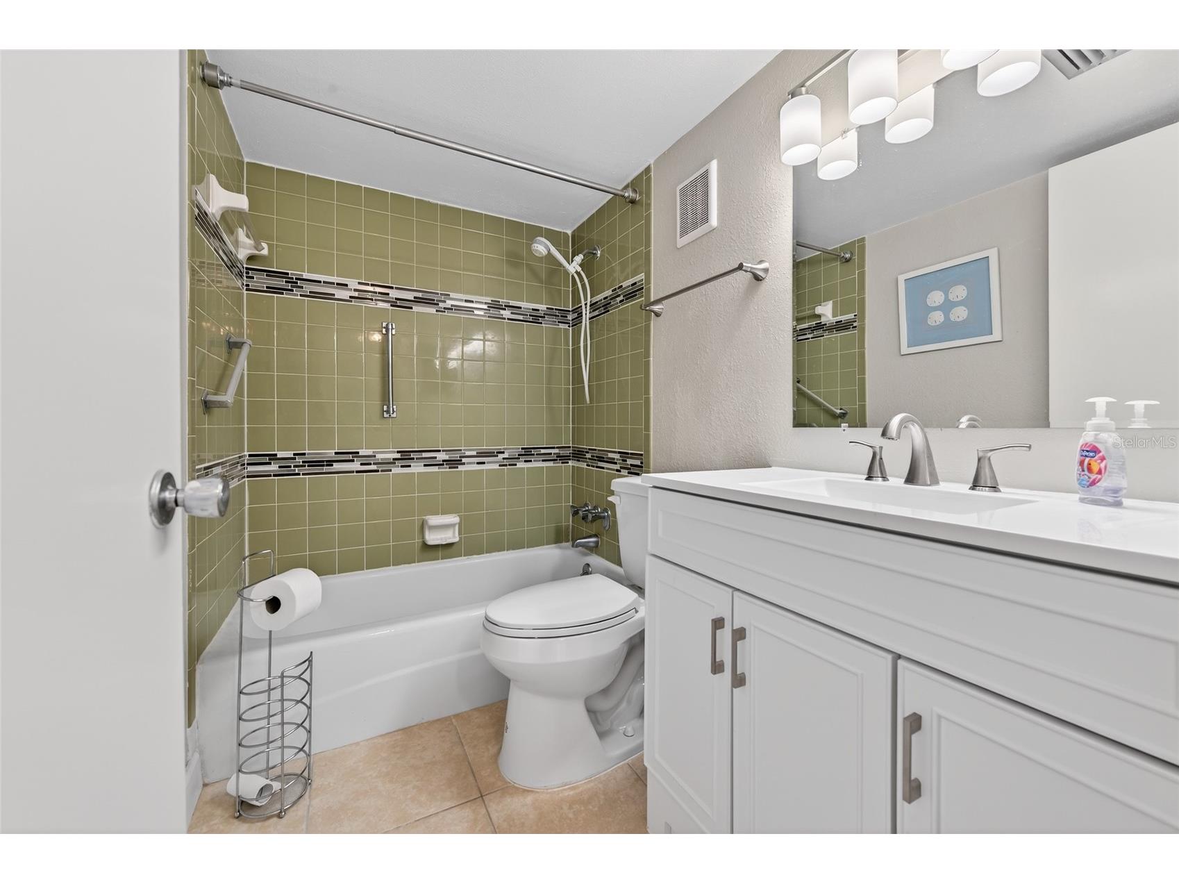 2711 N Halifax Avenue #695 Daytona Beach FL 32118 FC316433 image23