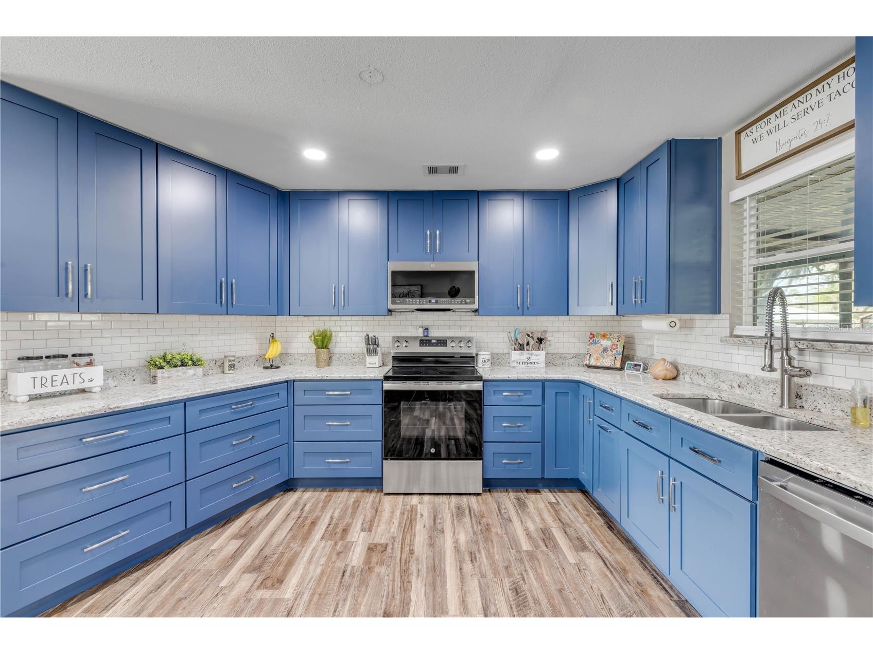 2711 Pine Tree Drive Edgewater FL 32141 NS1087551 image25