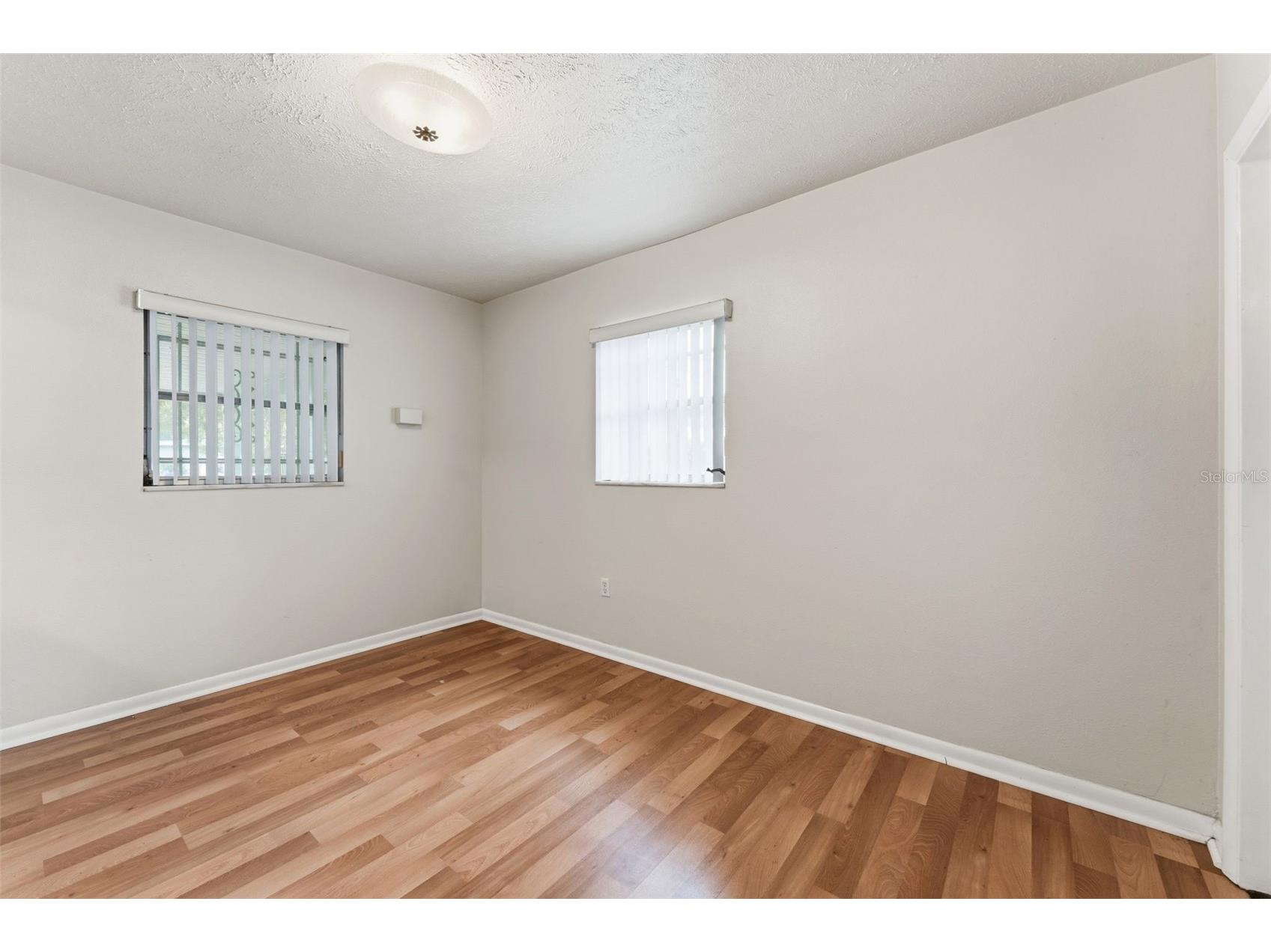 2711 W Heiter Street Tampa FL 33607 TB8487102 image24