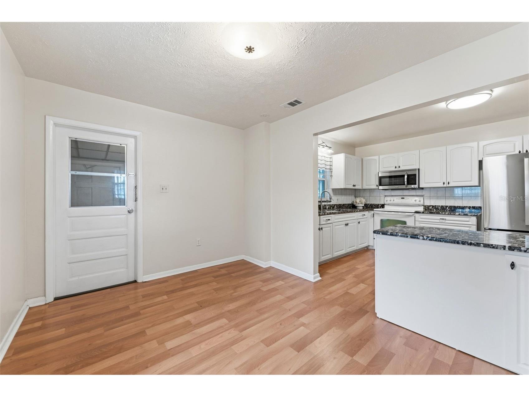 2711 W Heiter Street Tampa FL 33607 TB8487102 image5