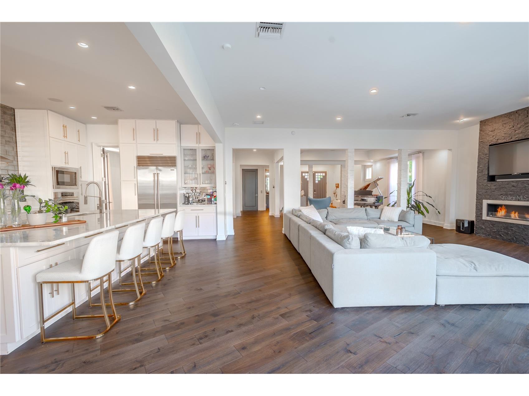 2711 W Trilby Avenue Tampa FL 33611 TB8513157 image9