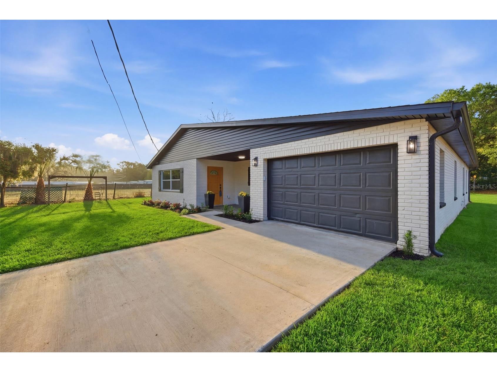 2711 Washington Road Valrico FL 33594 TB8481576 image1