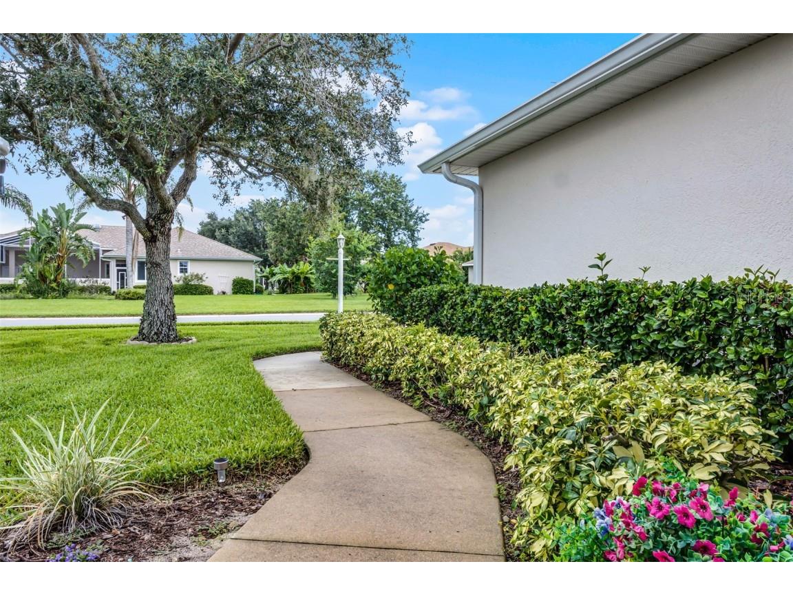 27111 Nostalgia Dr Leesburg FL 34748 O6338390 image3