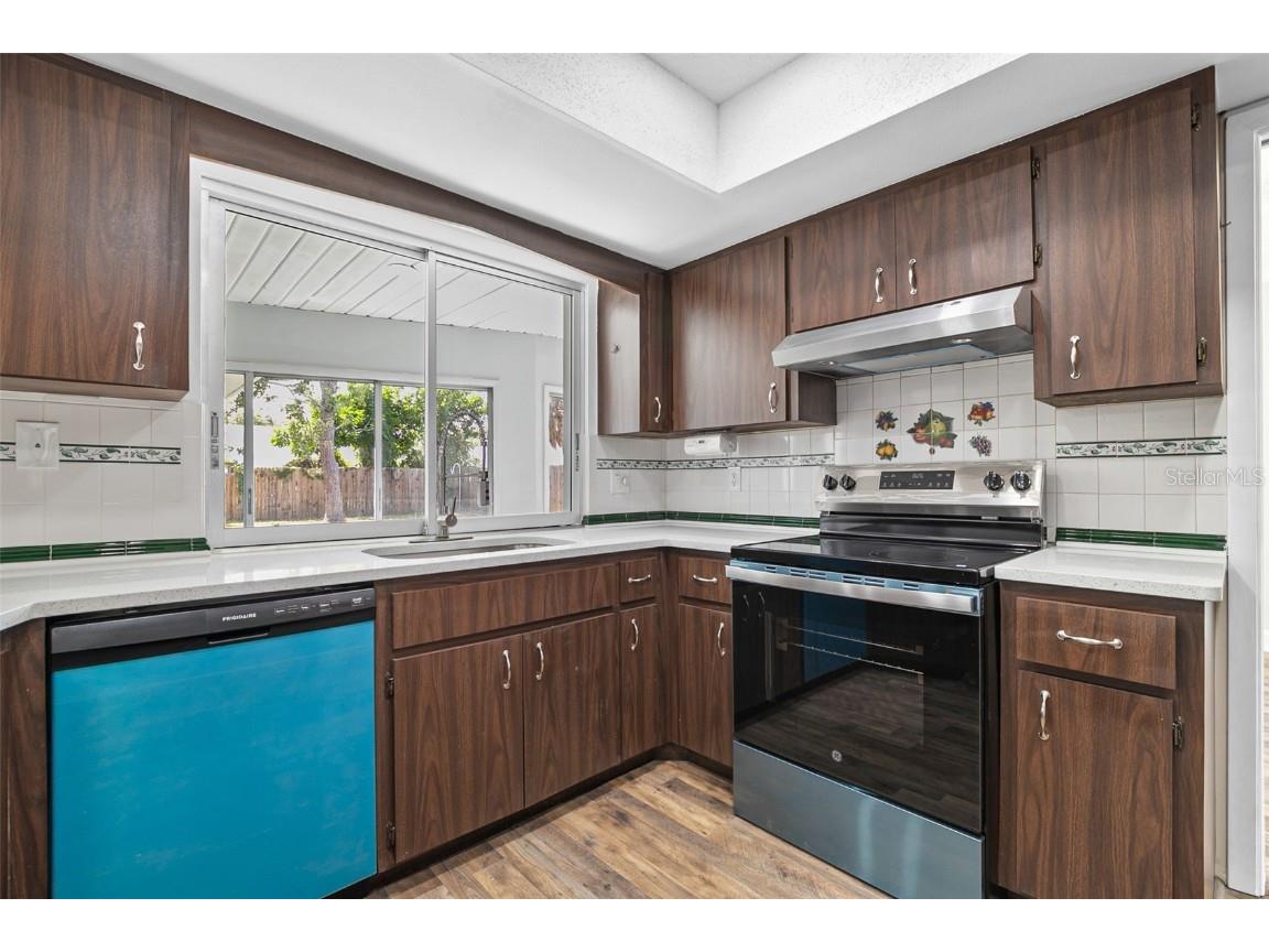 2712 52nd Avenue Terrace W Bradenton FL 34207 A4671370 image16