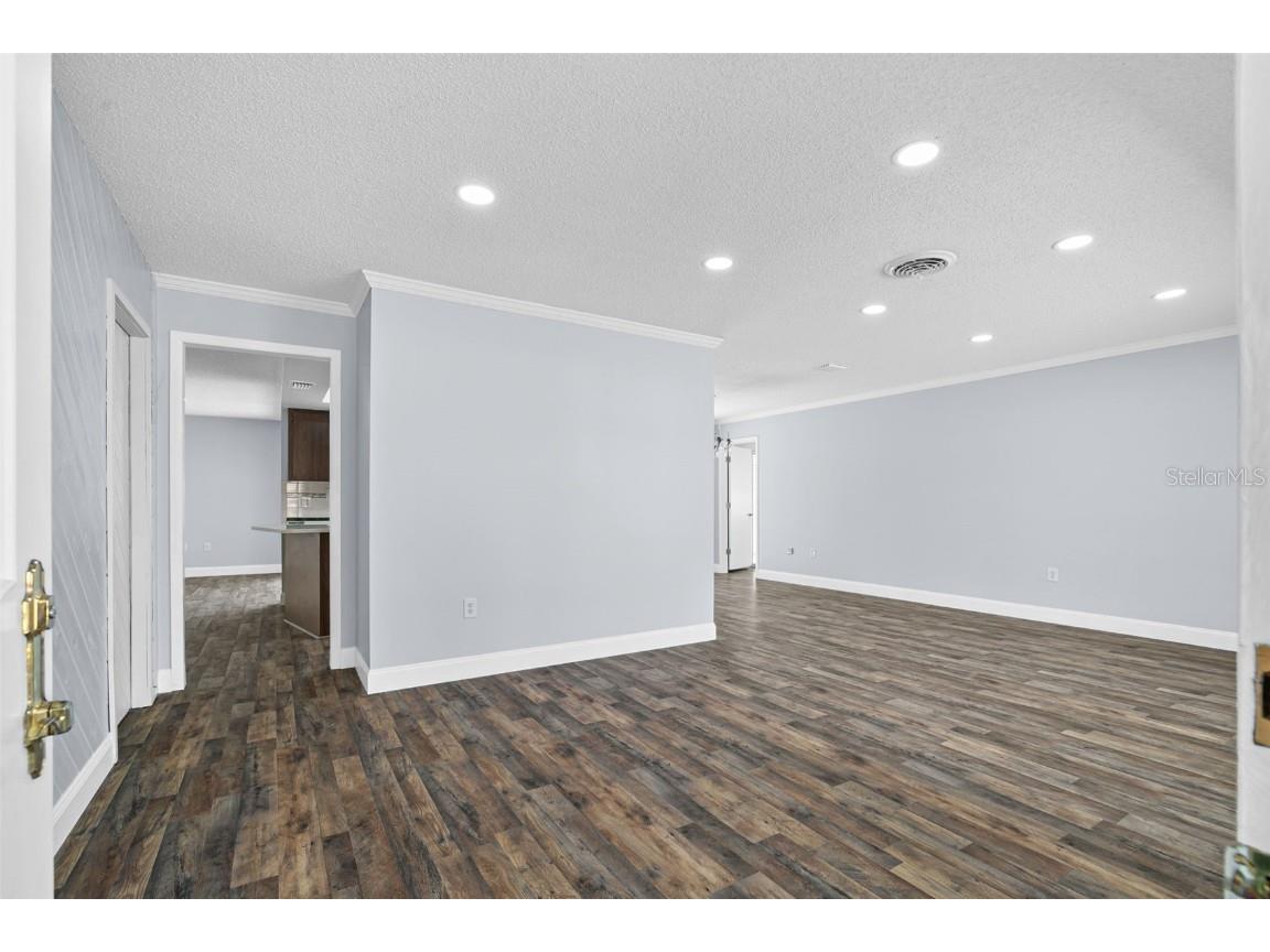 2712 52nd Avenue Terrace W Bradenton FL 34207 A4671370 image3