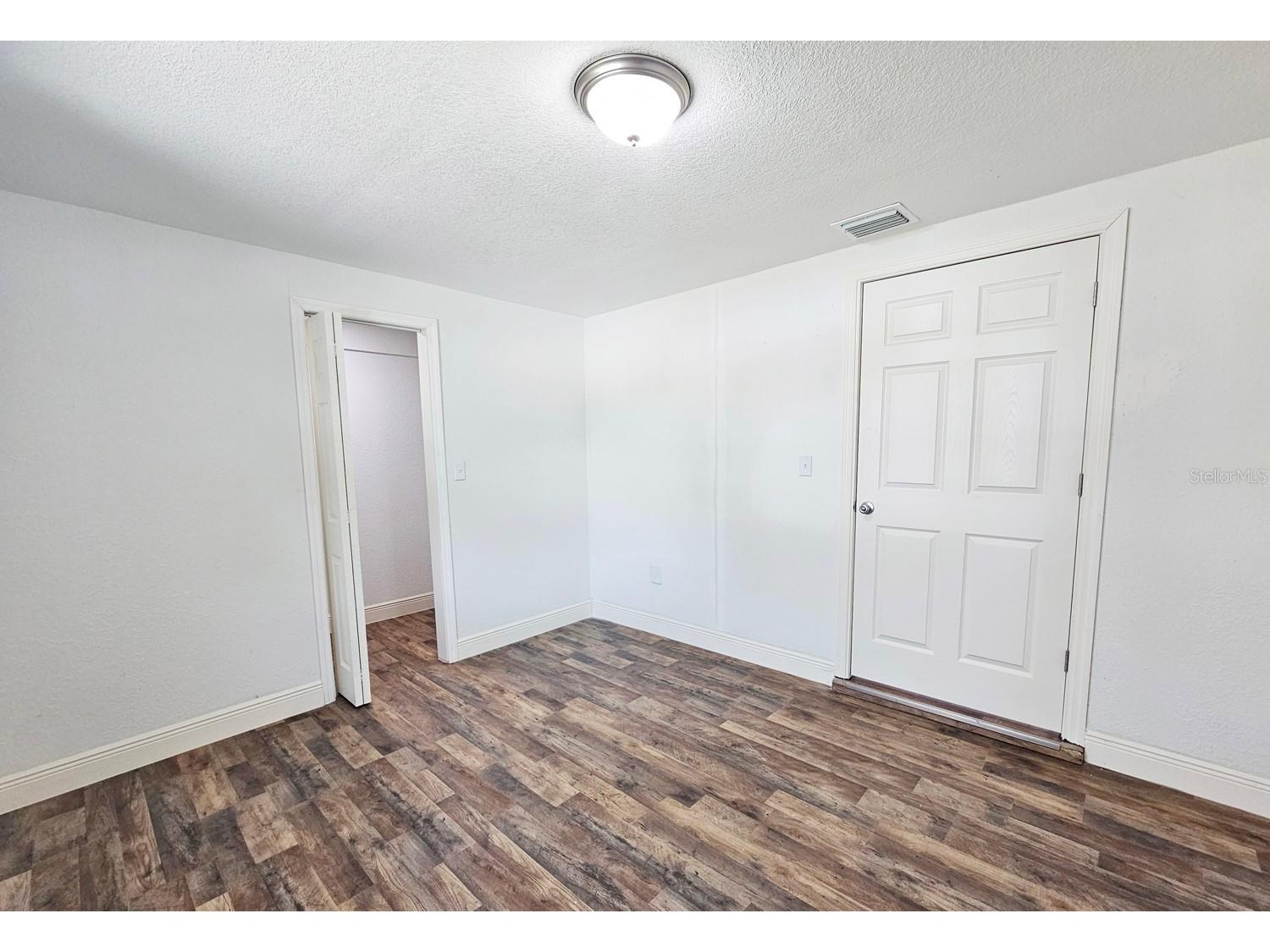 2712 60th Avenue N Saint Petersburg FL 33714 TB8366335 image6