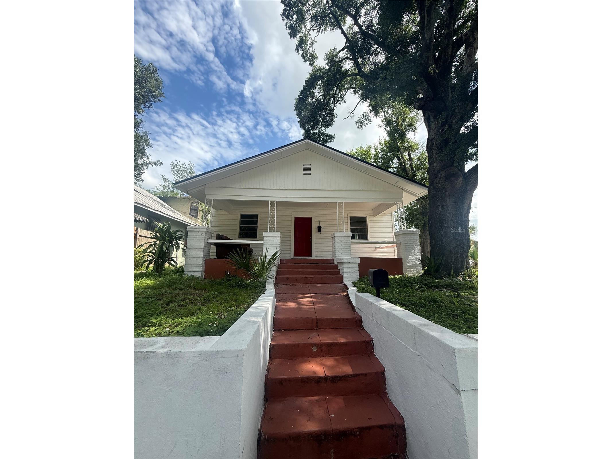 2712 E Columbus Drive Tampa FL 33605 TB8520144 image1