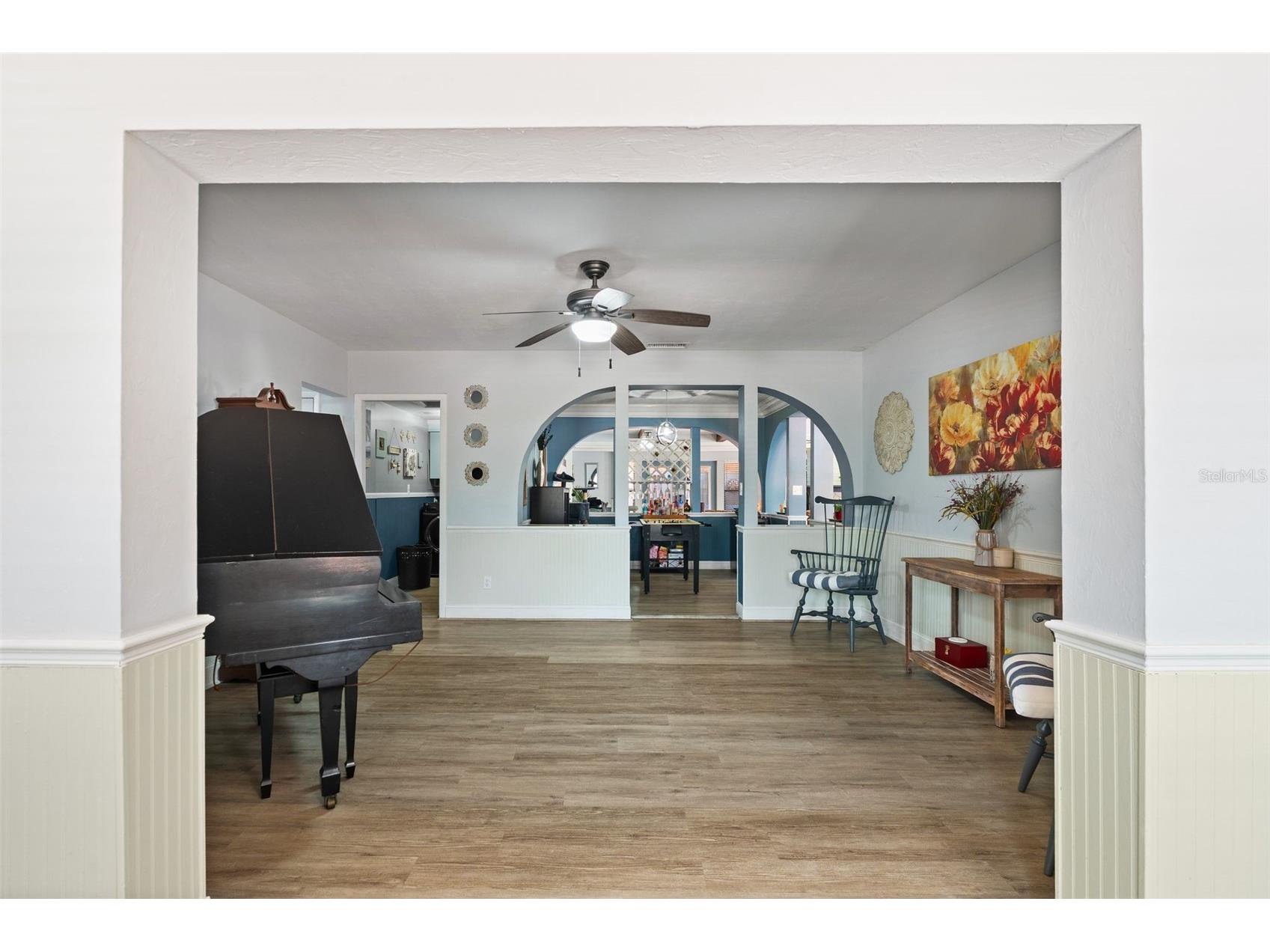 2712 Nancy Street Sarasota FL 34237 A4694325 image11