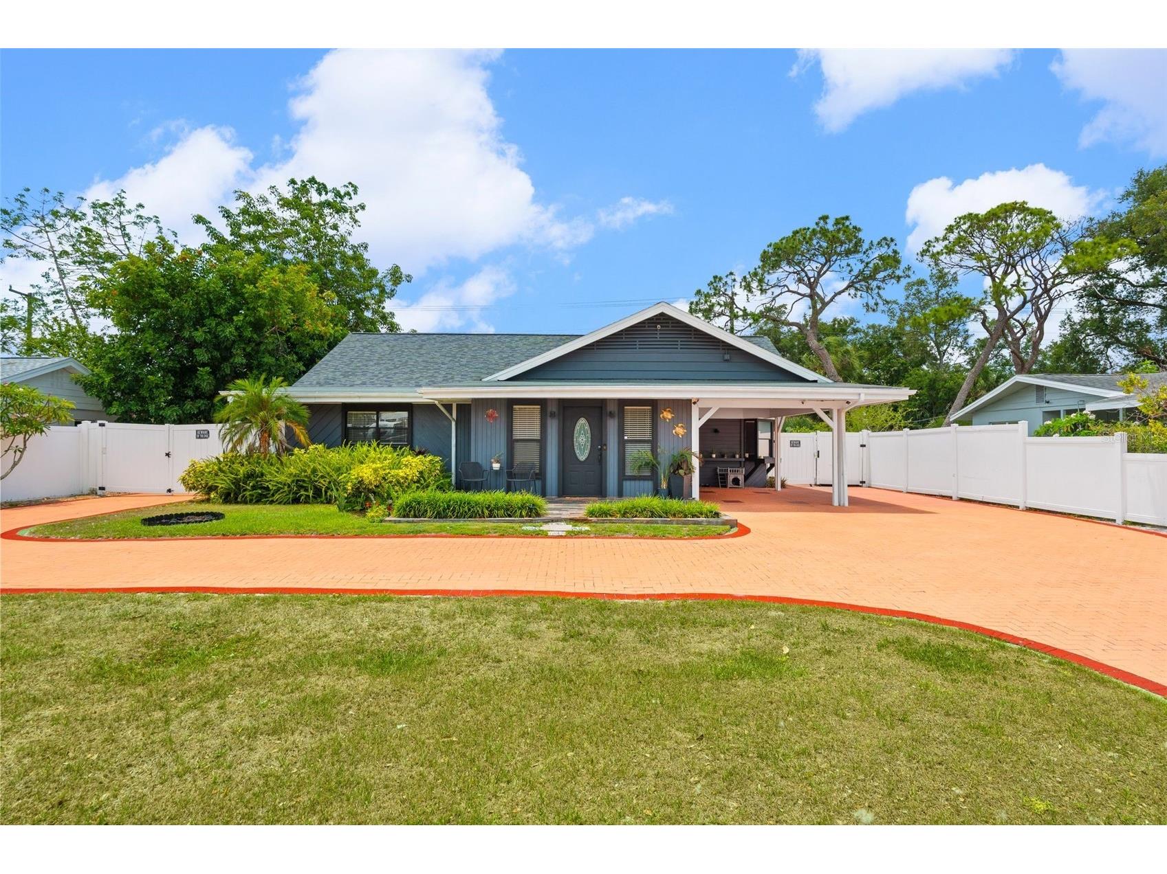 2712 Nancy Street Sarasota FL 34237 A4694325 image6