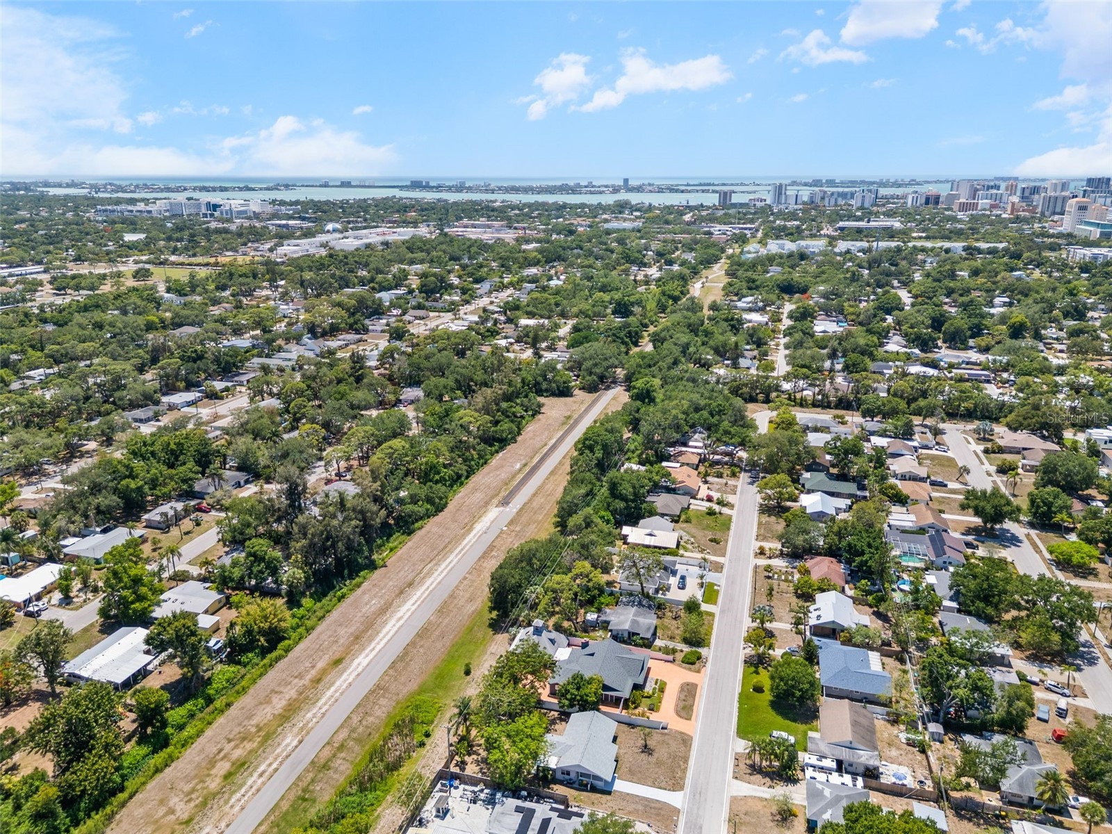 2712 Nancy Street Sarasota FL 34237 A4694325 image80