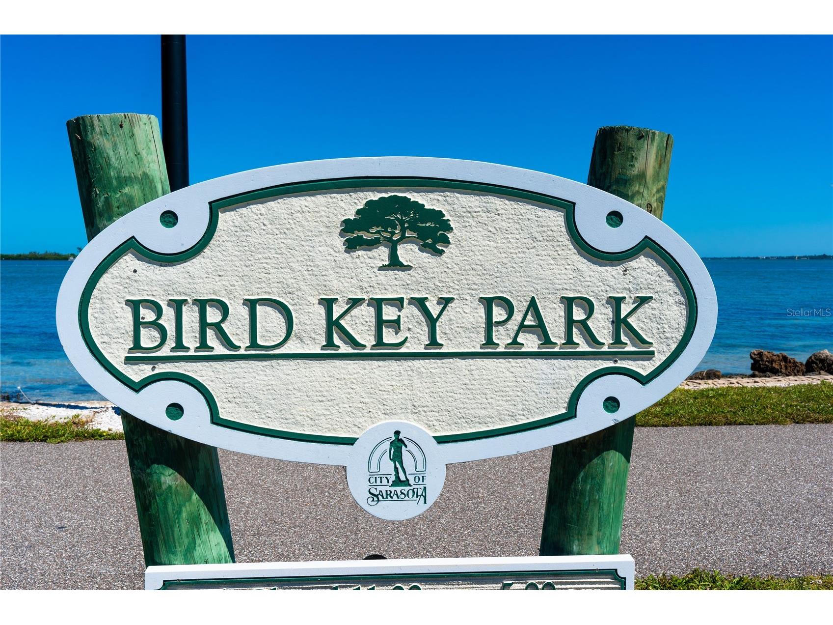 2712 Nancy Street Sarasota FL 34237 A4694325 image86