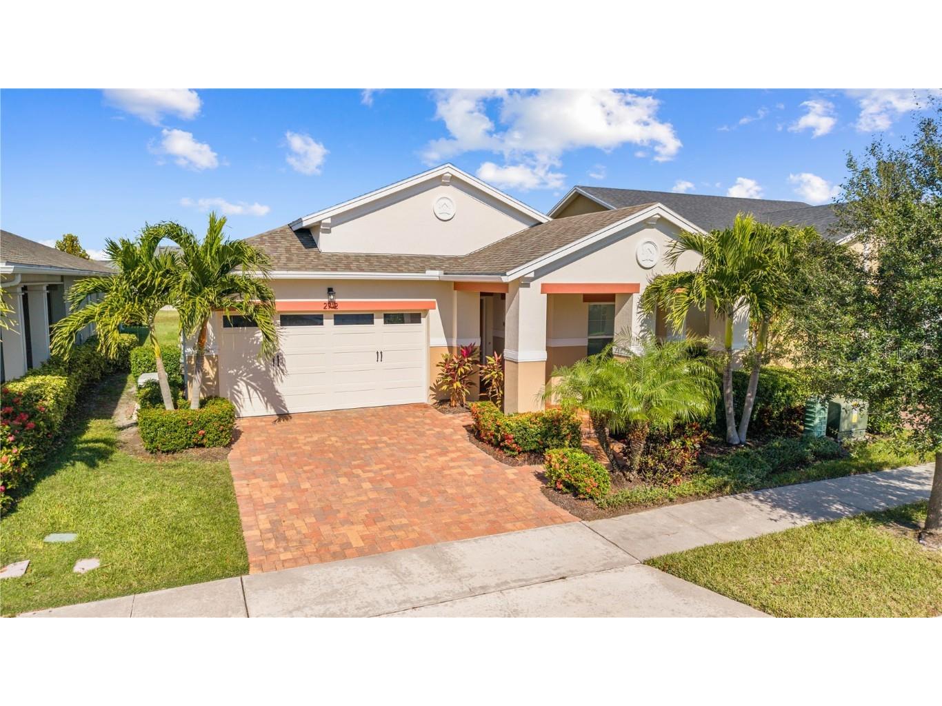 2712 Southland Street Saint Cloud FL 34772 - LIVE OAK LAKE S5138983 image1