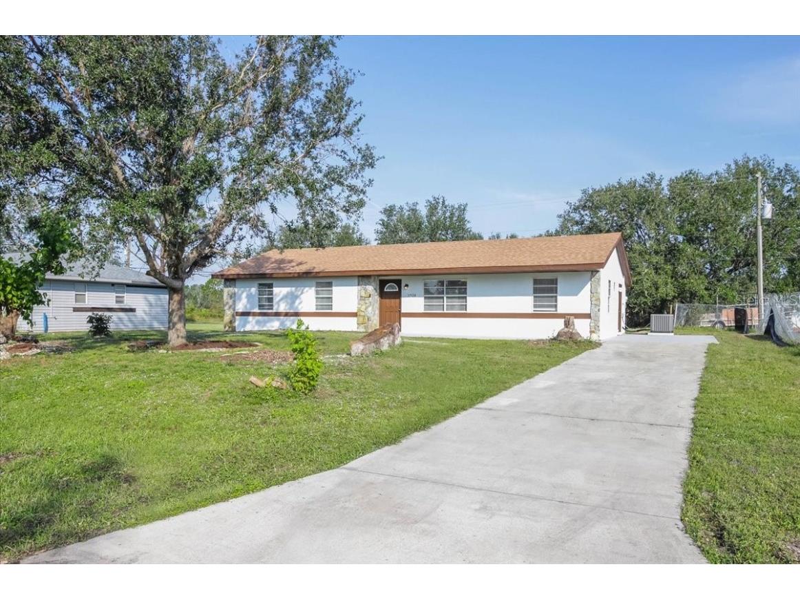 27128 Jordan Avenue Punta Gorda FL 33983 D6128286 image1
