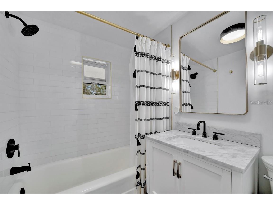 2713 4th Avenue W Bradenton FL 34205 A4636303 image58