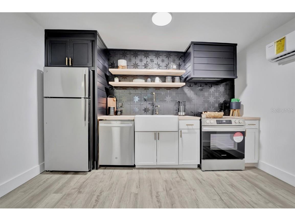 2713 4th Avenue W Bradenton FL 34205 A4670122 image61