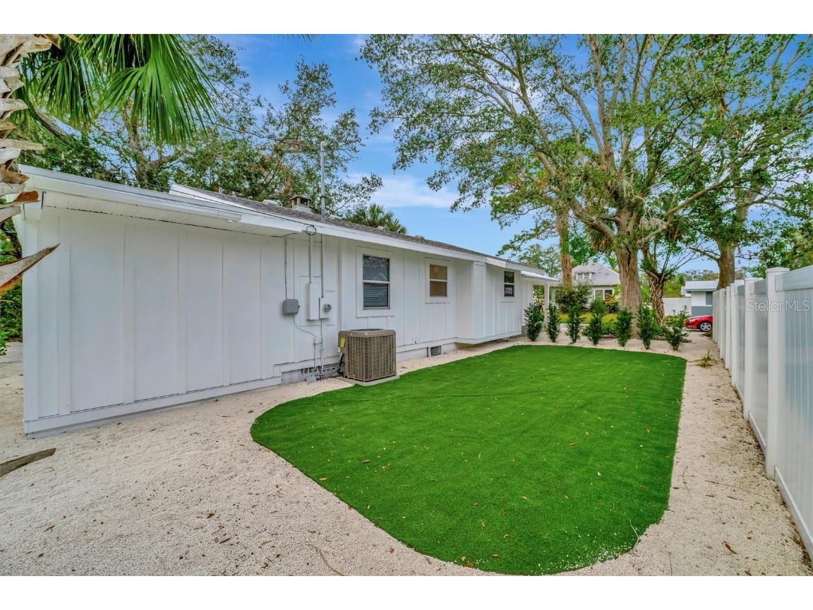 2713 4th Avenue W Bradenton FL 34205 A4670122 image80