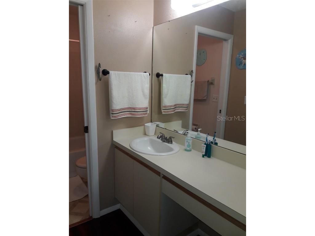 2713 60th Avenue Drive W Bradenton FL 34207 A4578477 image10