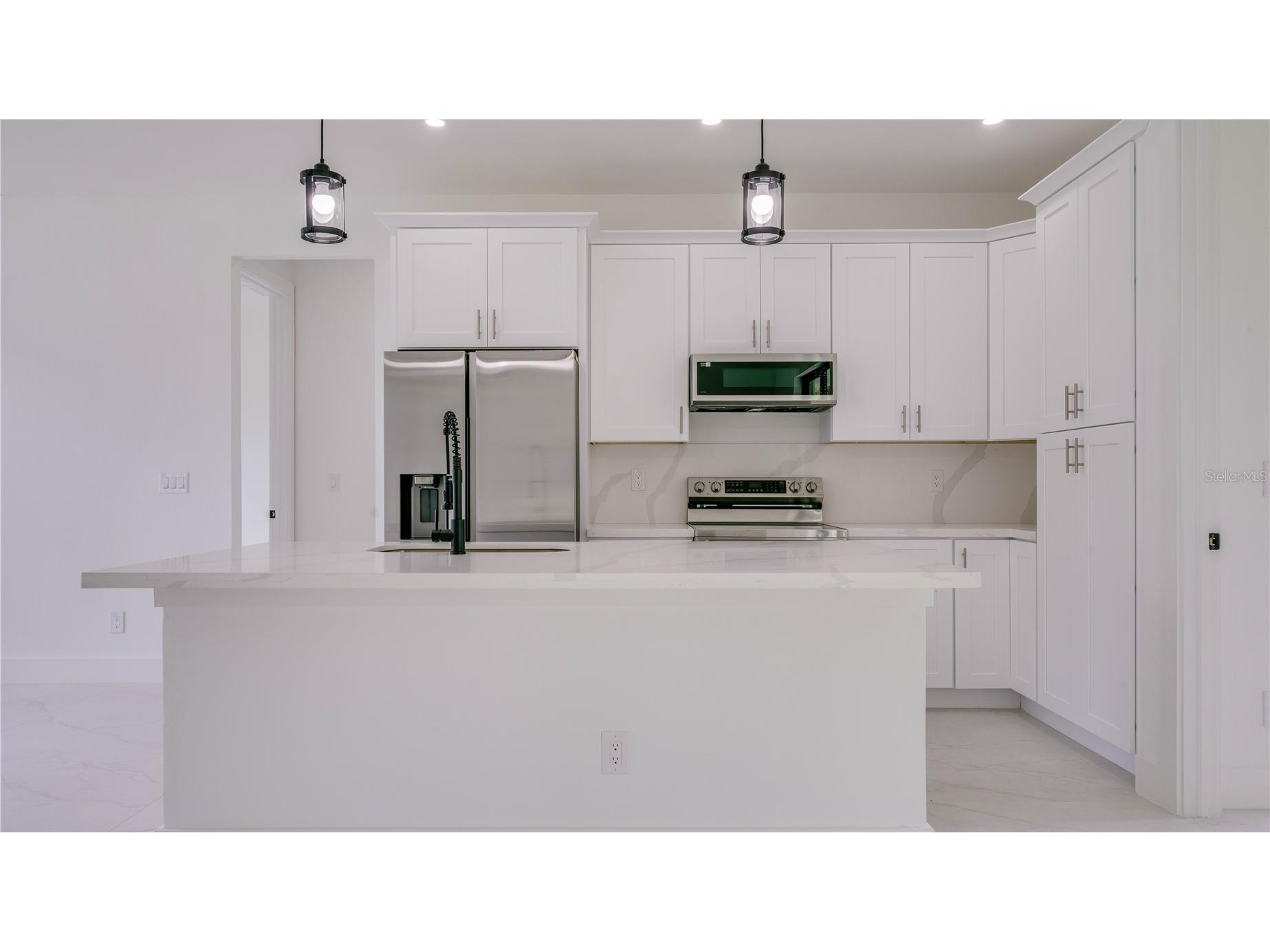 2713 8th Street W Lehigh Acres FL 33971 C7528161 image9