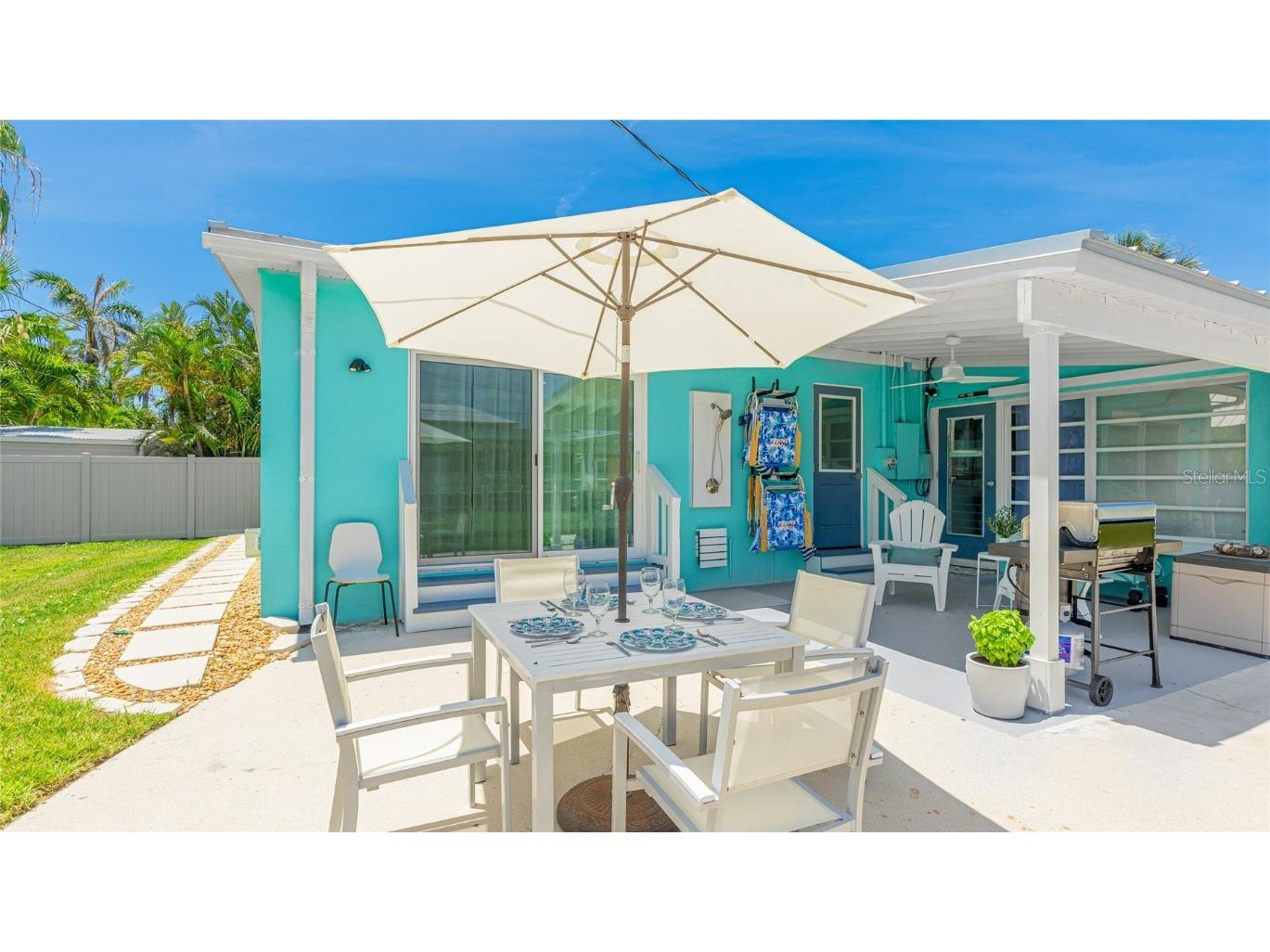 2713 Avenue C Holmes Beach FL 34217 A4669616 image24