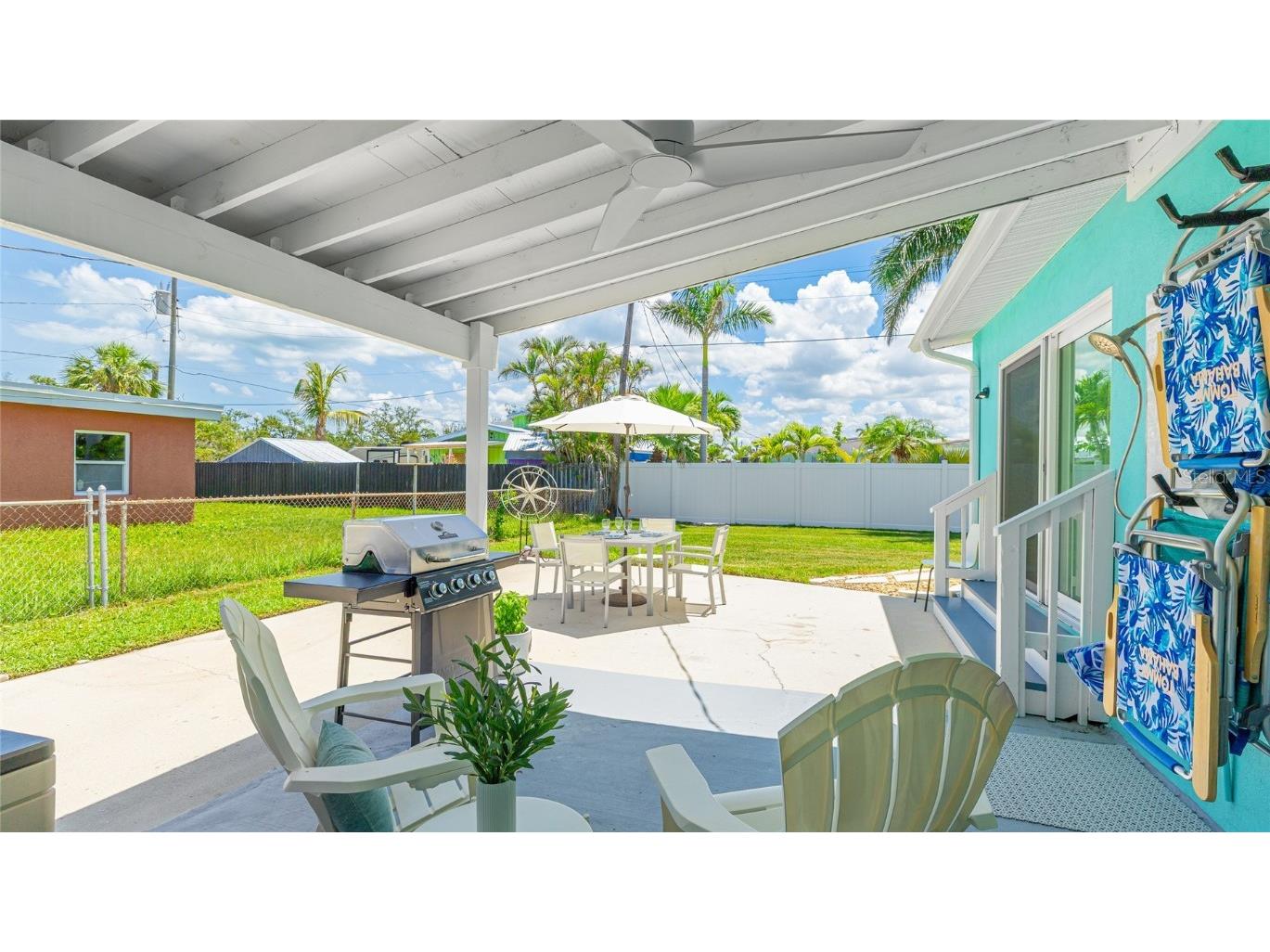 2713 Avenue C Holmes Beach FL 34217 A4669616 image25