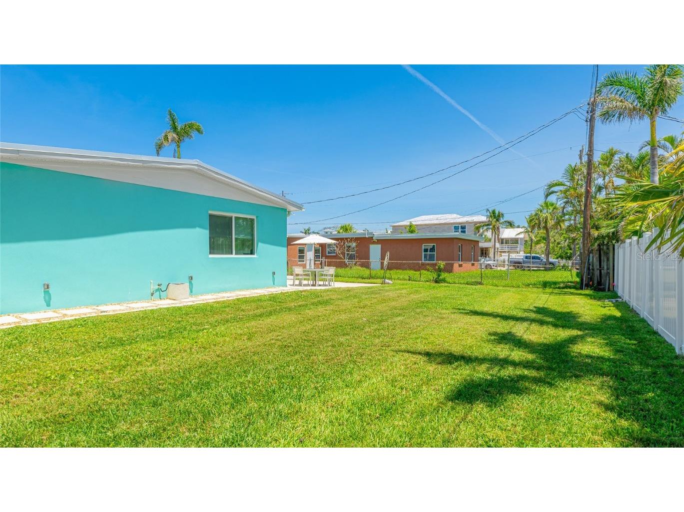 2713 Avenue C Holmes Beach FL 34217 A4669616 image26