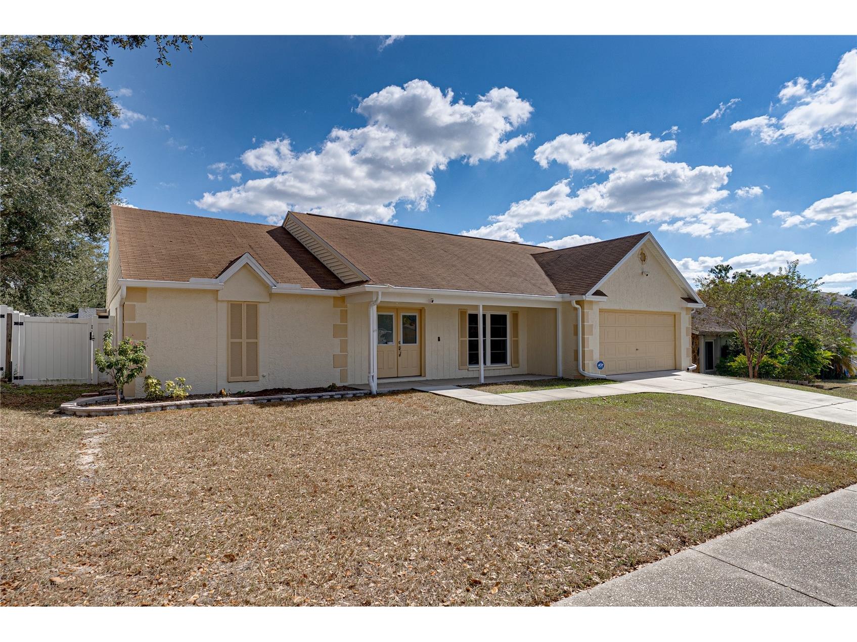 2713 Cedarcrest Place Valrico FL 33596 TB8443281 image1