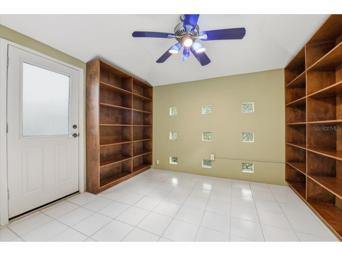 2713 Chambray Lane Tampa FL 33611 TB8437379 image25