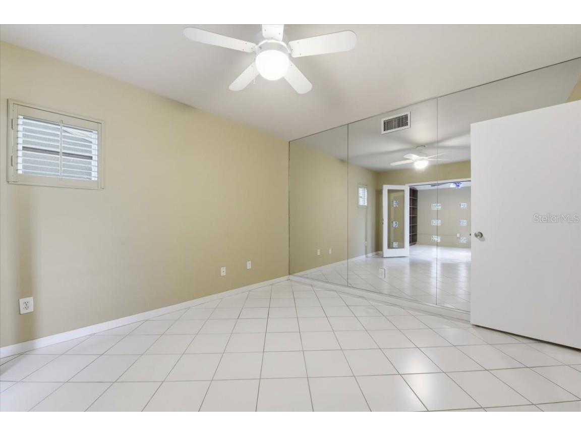 2713 Chambray Lane Tampa FL 33611 TB8437379 image29