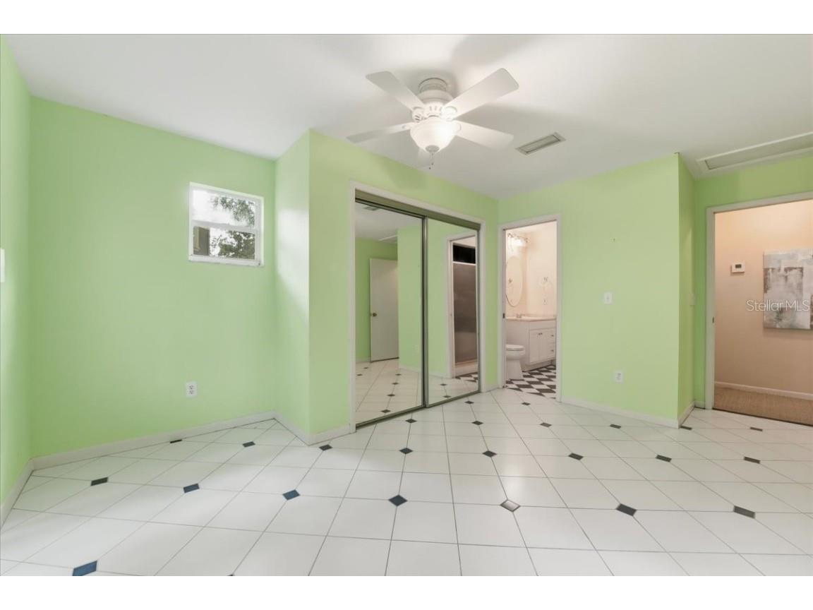 2713 Chambray Lane Tampa FL 33611 TB8437379 image32