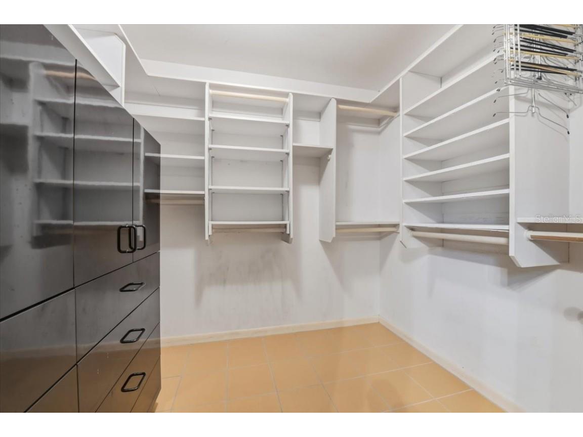 2713 Chambray Lane Tampa FL 33611 TB8437379 image37