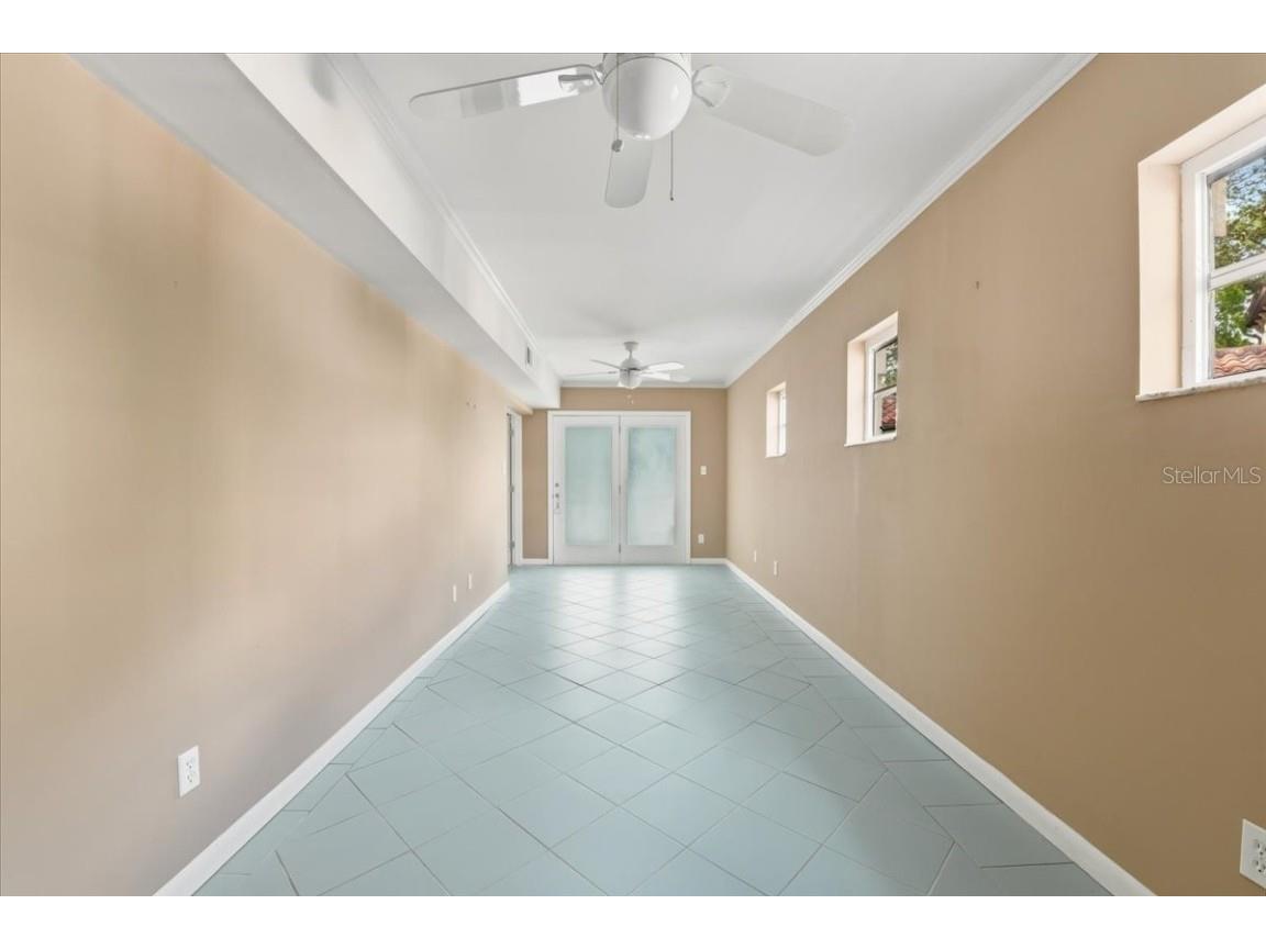 2713 Chambray Lane Tampa FL 33611 TB8437379 image39