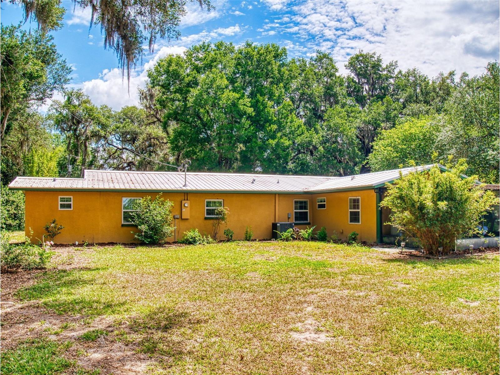 2713 Cr 776 Webster FL 33597 G5111451 image72