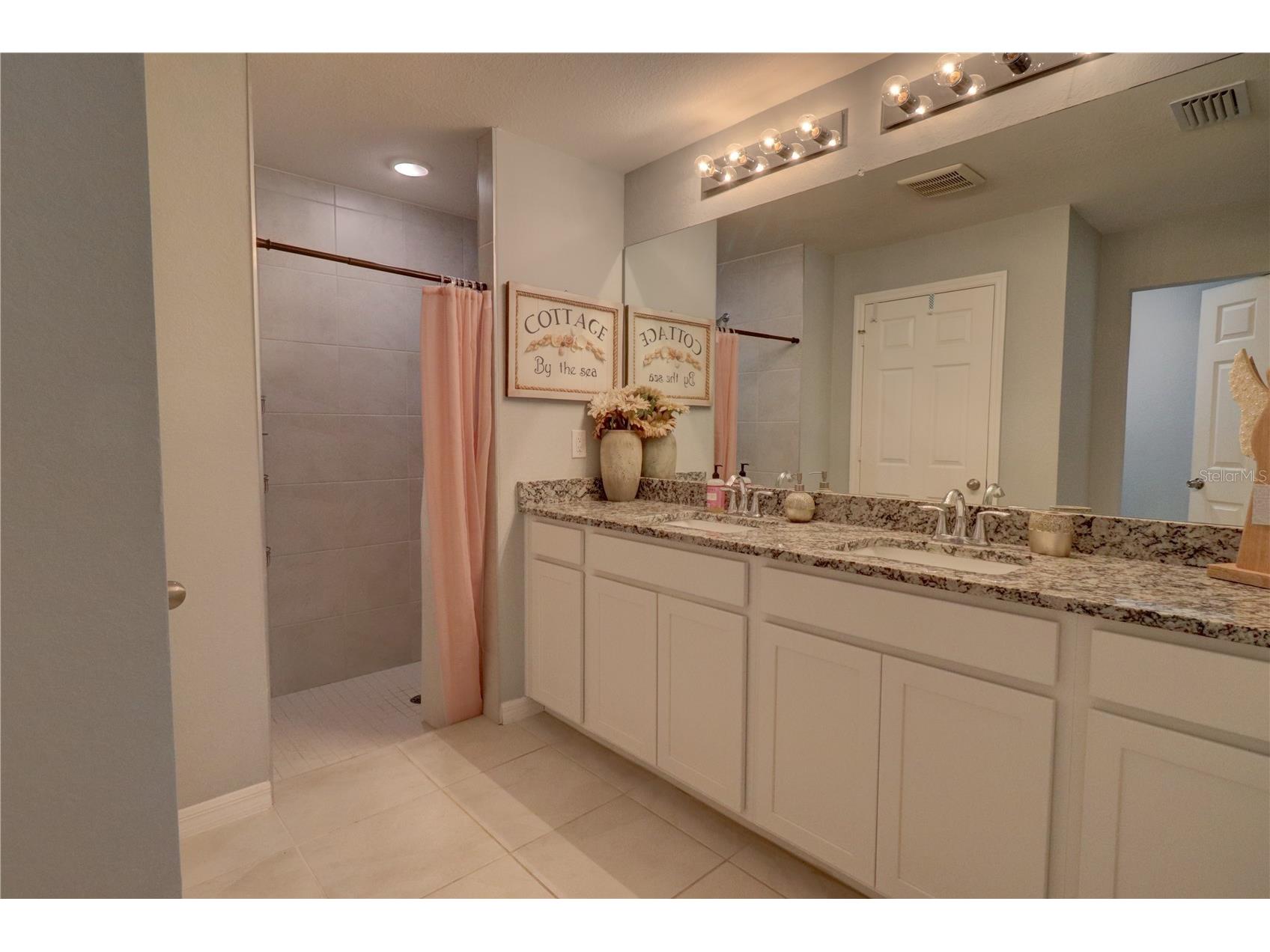 2713 Embassy Road North Port FL 34291 C7528119 image18