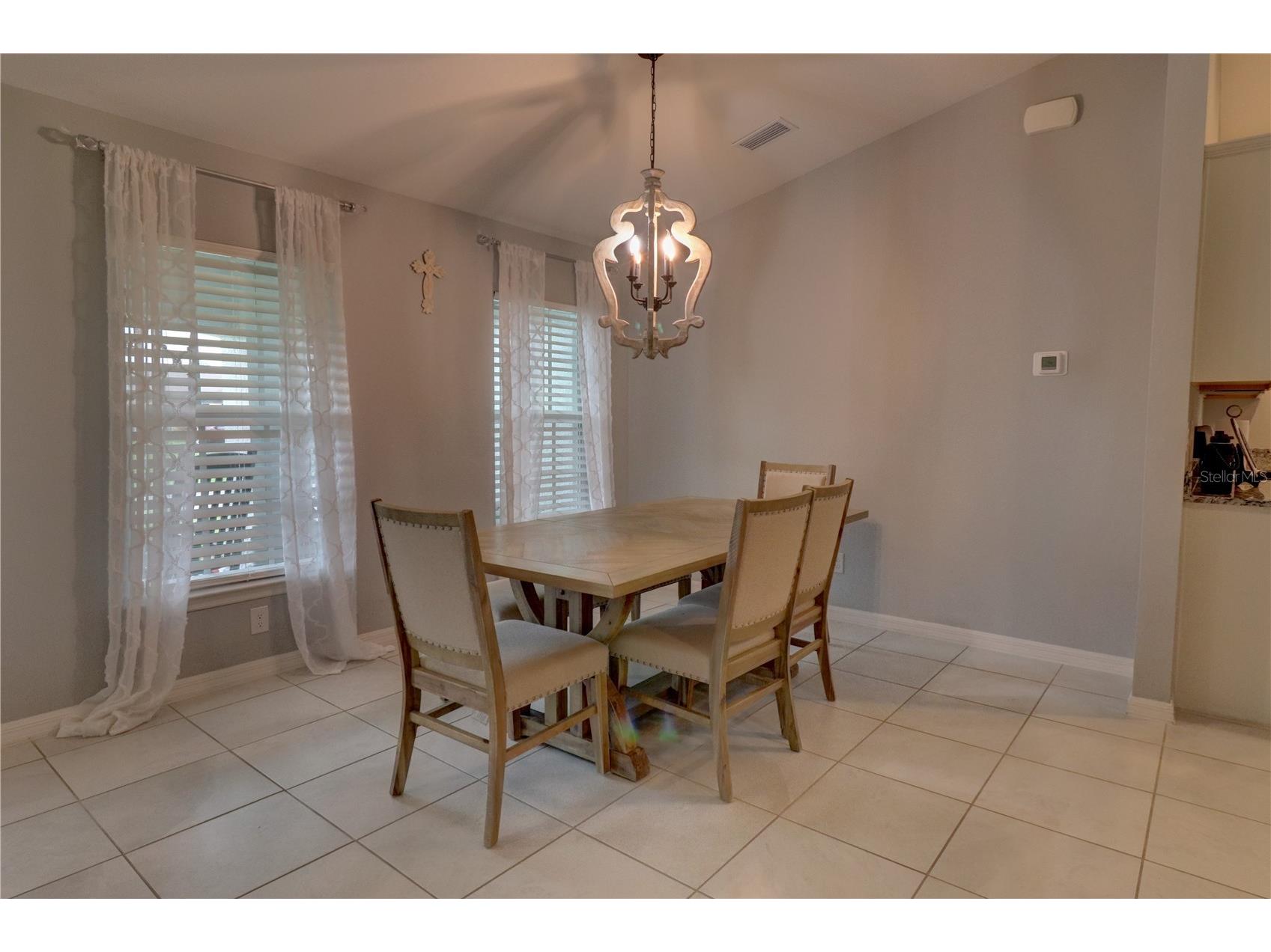 2713 Embassy Road North Port FL 34291 C7528119 image4