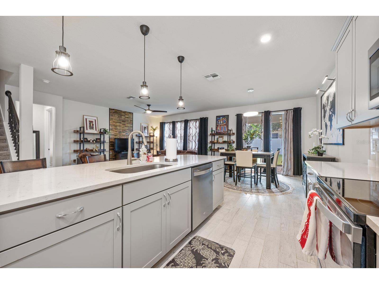 2713 Hilltop Loop Apopka FL 32712 O6366679 image13