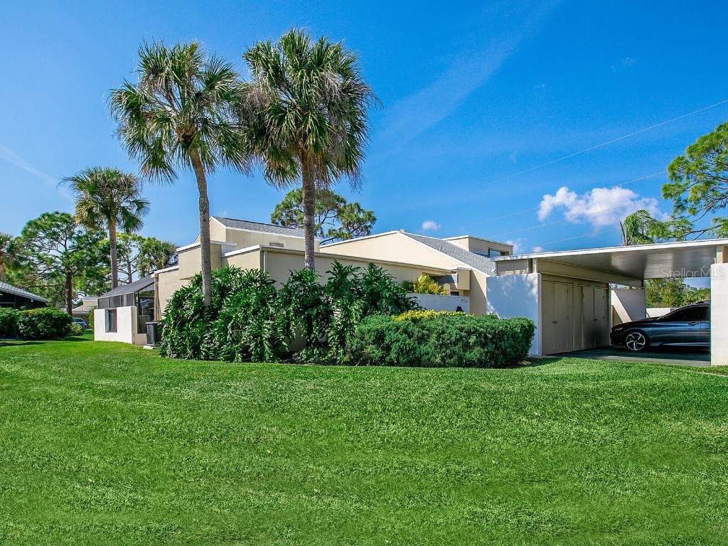 2713 Horseshoe Court #O-3 Sarasota FL 34235 A4598937 image1