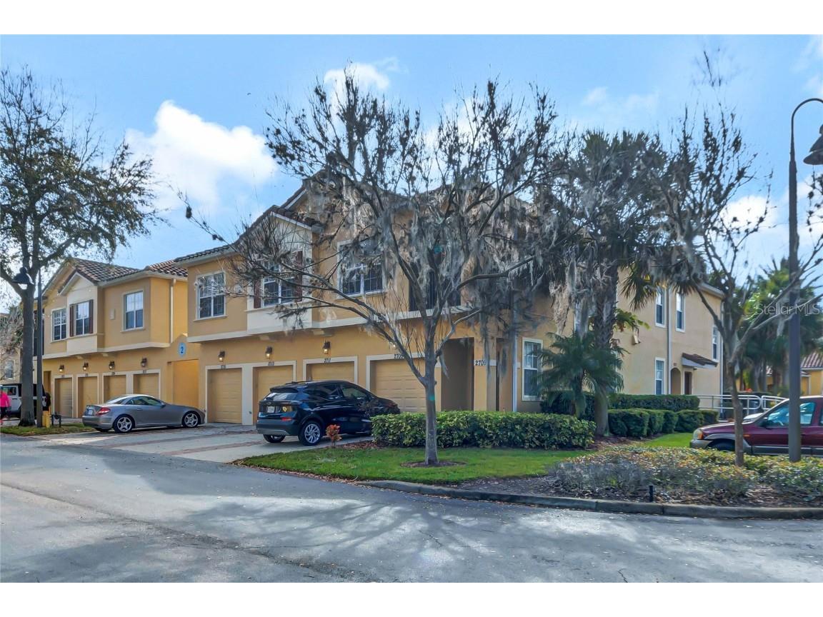 2713 Oakwater Drive #120 Kissimmee FL 34747 O6183451 image1