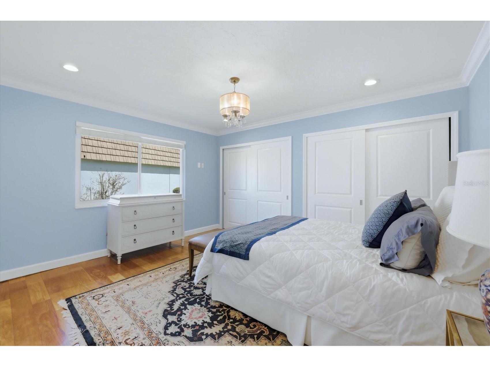 2713 Riverbluff Court #V101 Sarasota FL 34231 A4686360 image16