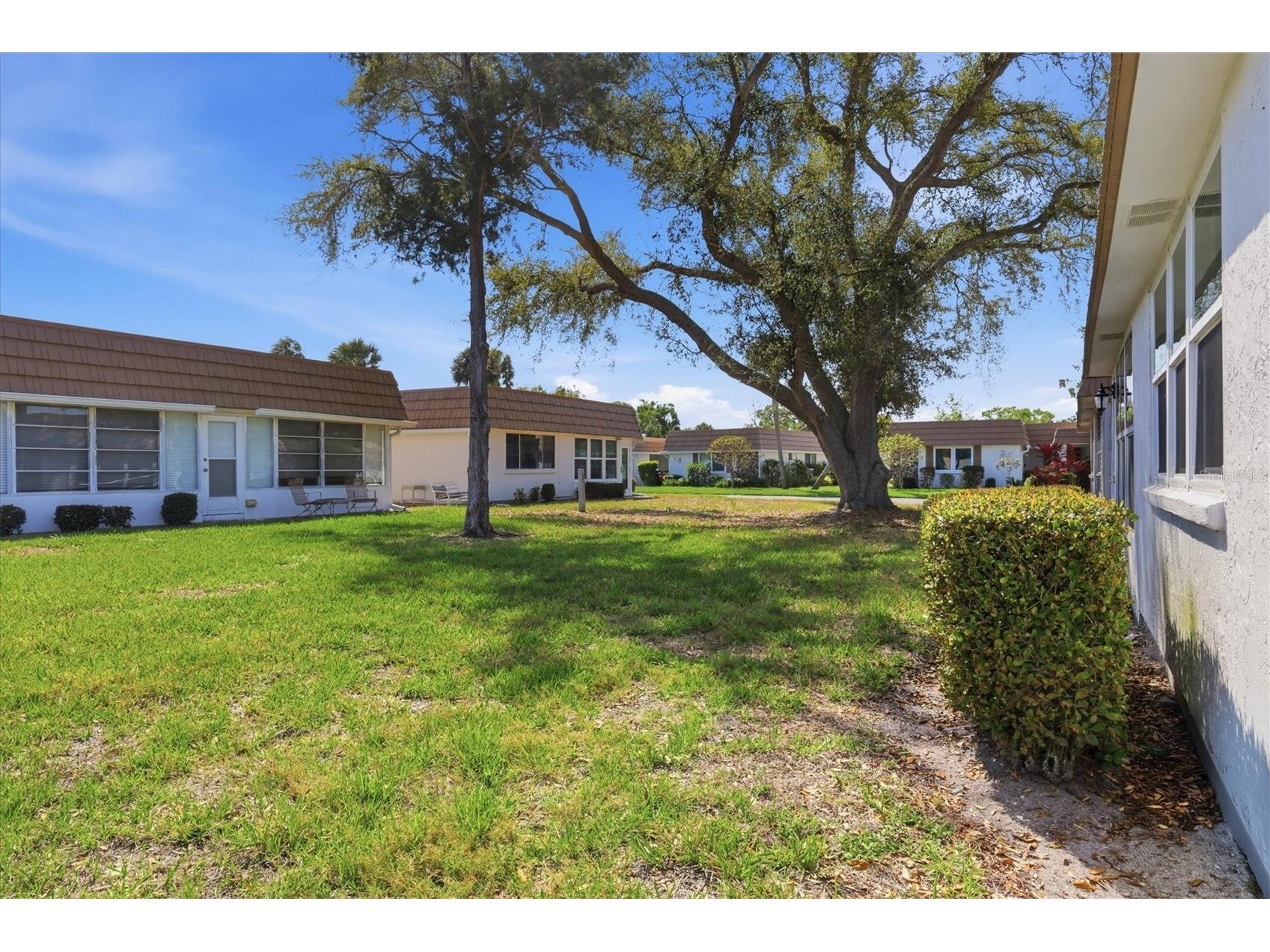 2713 Riverbluff Court #V101 Sarasota FL 34231 A4686360 image23