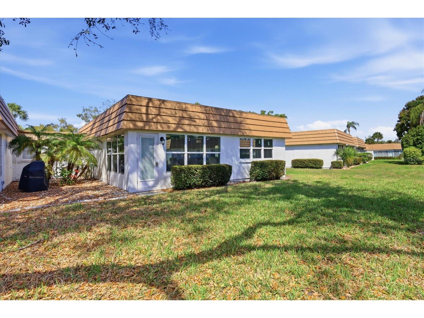 2713 Riverbluff Court #V101 Sarasota FL 34231 A4686360 image24
