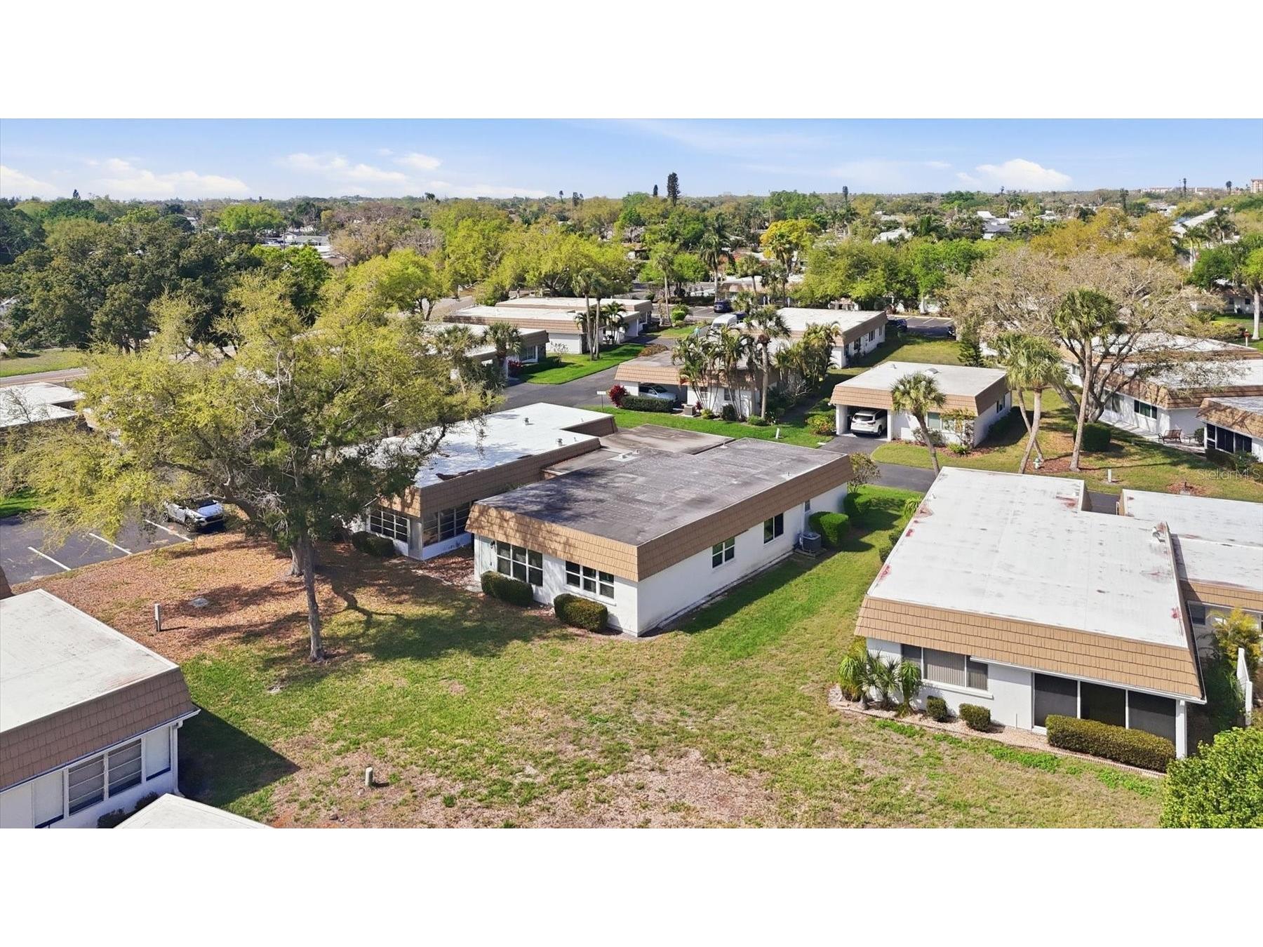 2713 Riverbluff Court #V101 Sarasota FL 34231 A4686360 image25